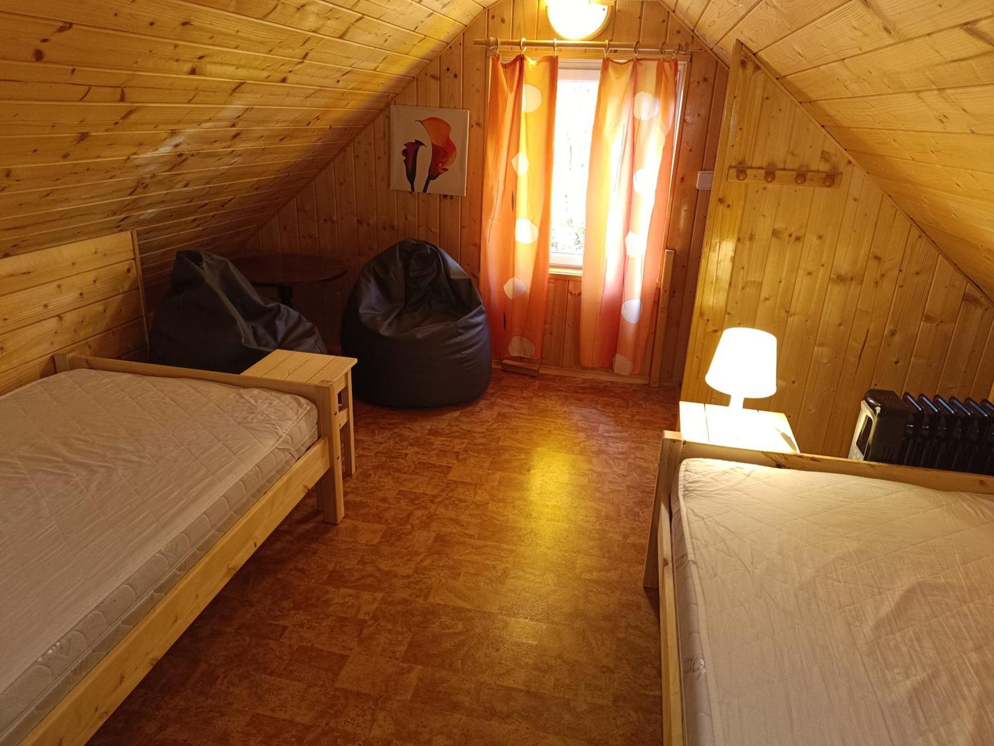 Chata Lazne Evzenie Klasterec Nad Ohri Luaran gambar